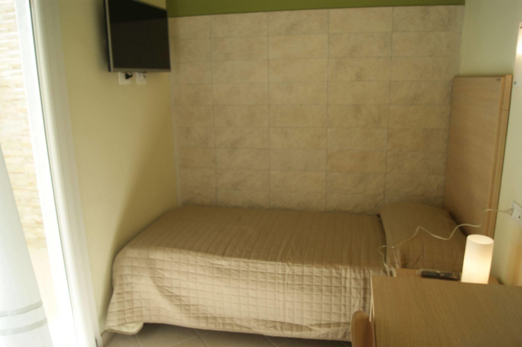 Guest House Golfo Xifonio アウグスタ エクステリア 写真